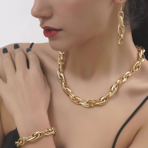 سرویس زنانه