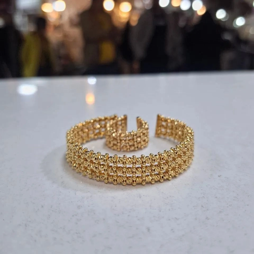 ست دستبند و انگشتر زنانه با طراحی شیک و هماهنگ