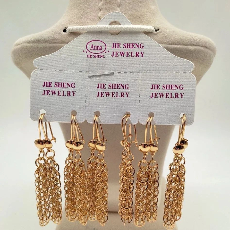 گوشواره زنانه آویز با طراحی شیک