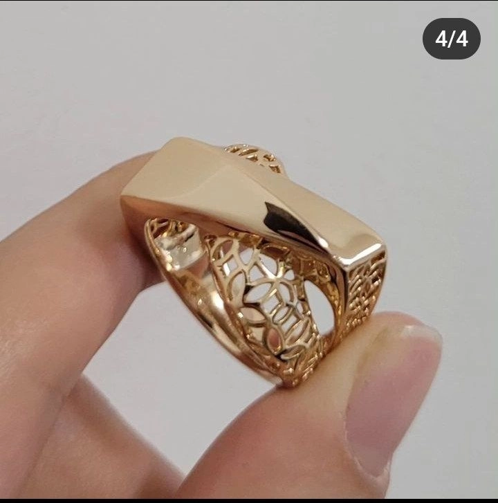 سرویس زنانه