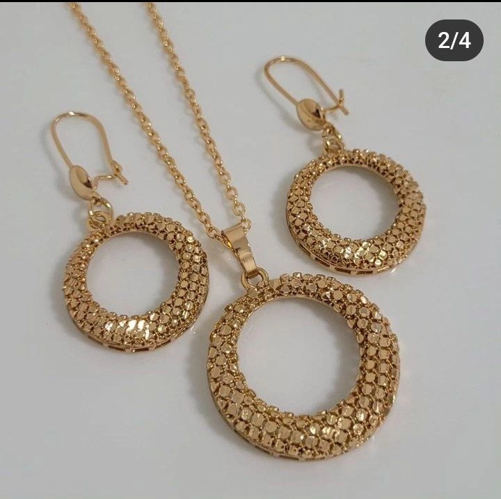 سرویس زنانه