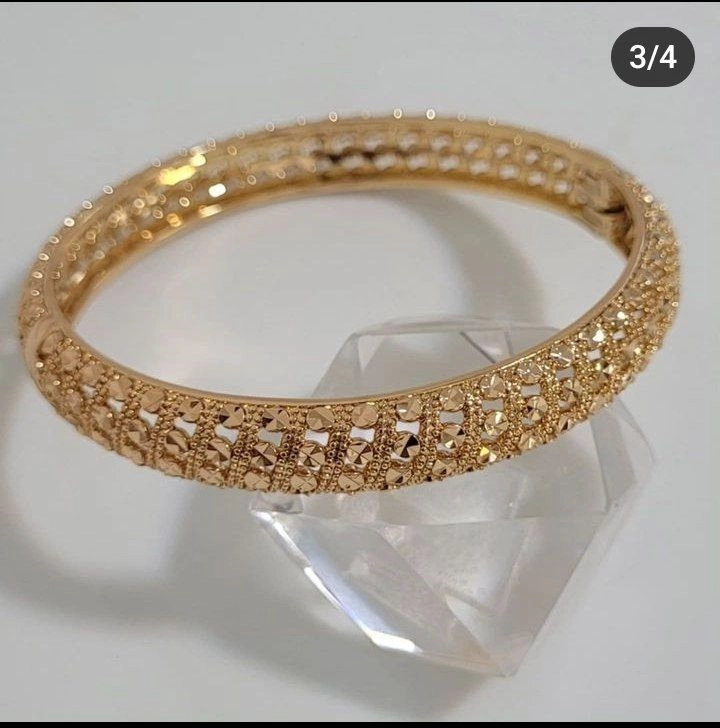 سرویس زنانه