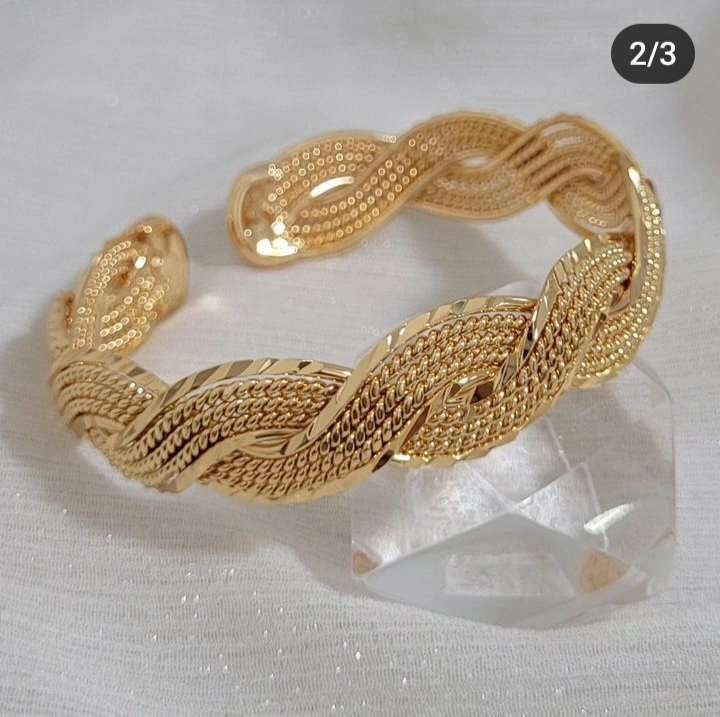 دستبند زنانه