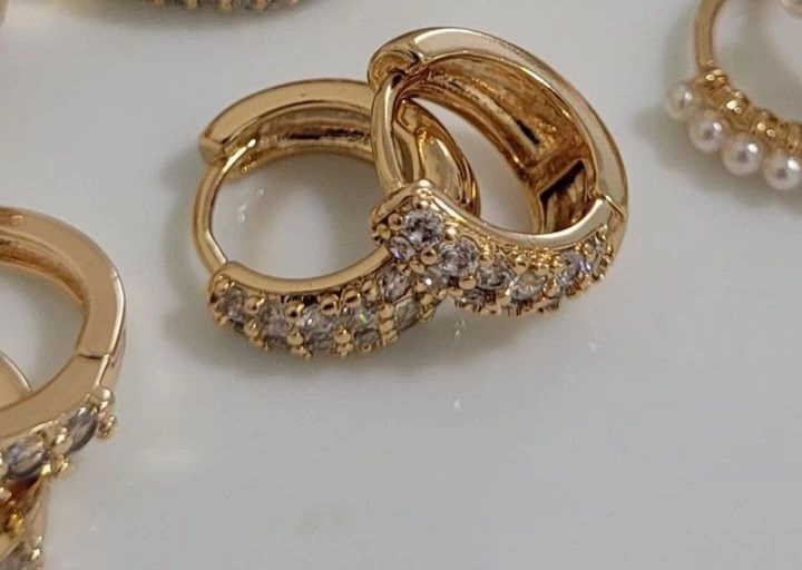 گوشواره زنانه ژوپینگ مدل حلقهای ضد حساسیت