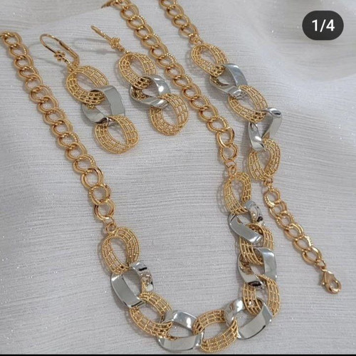 سرویس زنانه