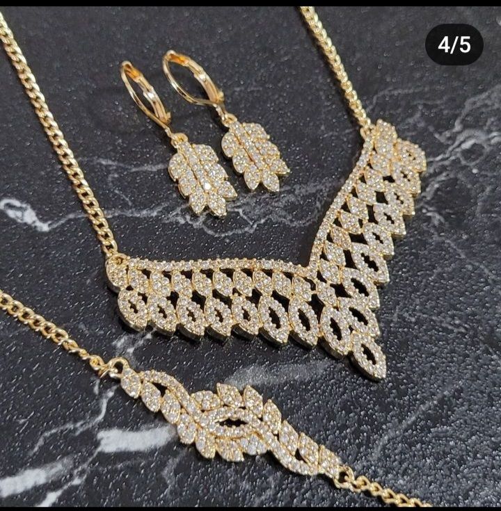 سرویس زنانه