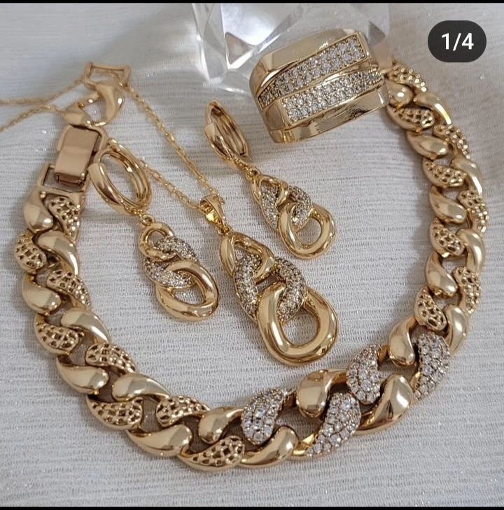 سرویس کارتیر زنانه