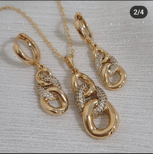 نیمست زنانه