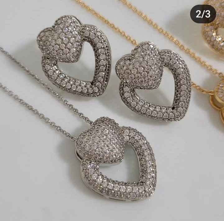 نیمست زنانه