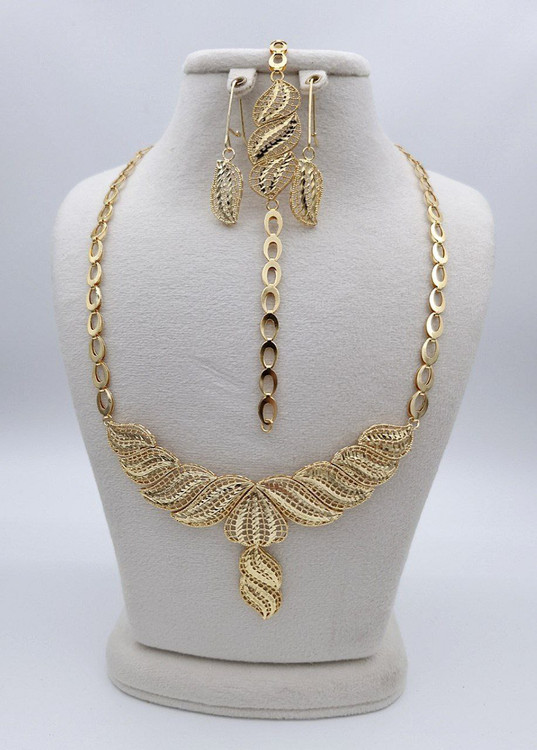 سرویس طرح طلا زنانه مجلسی با طراحی گل