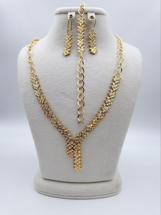 سرویس زنانه طرح طلا مدل گل مجلسی برنجی