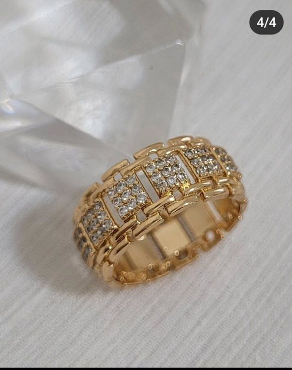 سرویس نگین دار زنانه