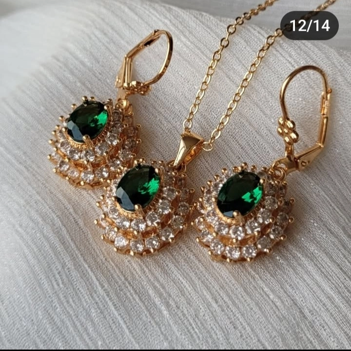 نیمست نگین دار زنانه