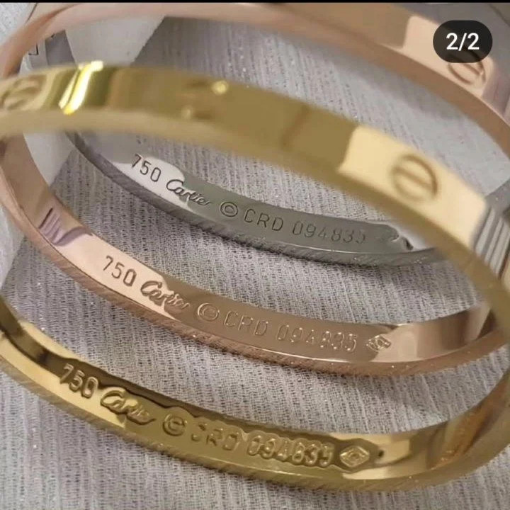 بنگل زنانه طرح کارتیر با حک ۷۵۰