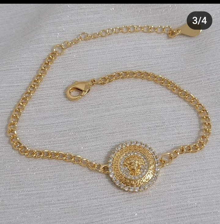 دستبند ورساچ زنانه