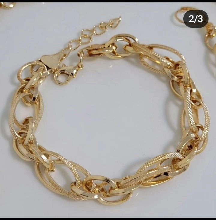 سرویس زنانه