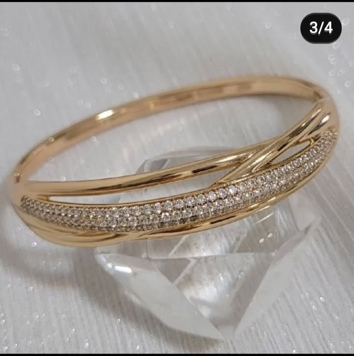 سرویس زنانه