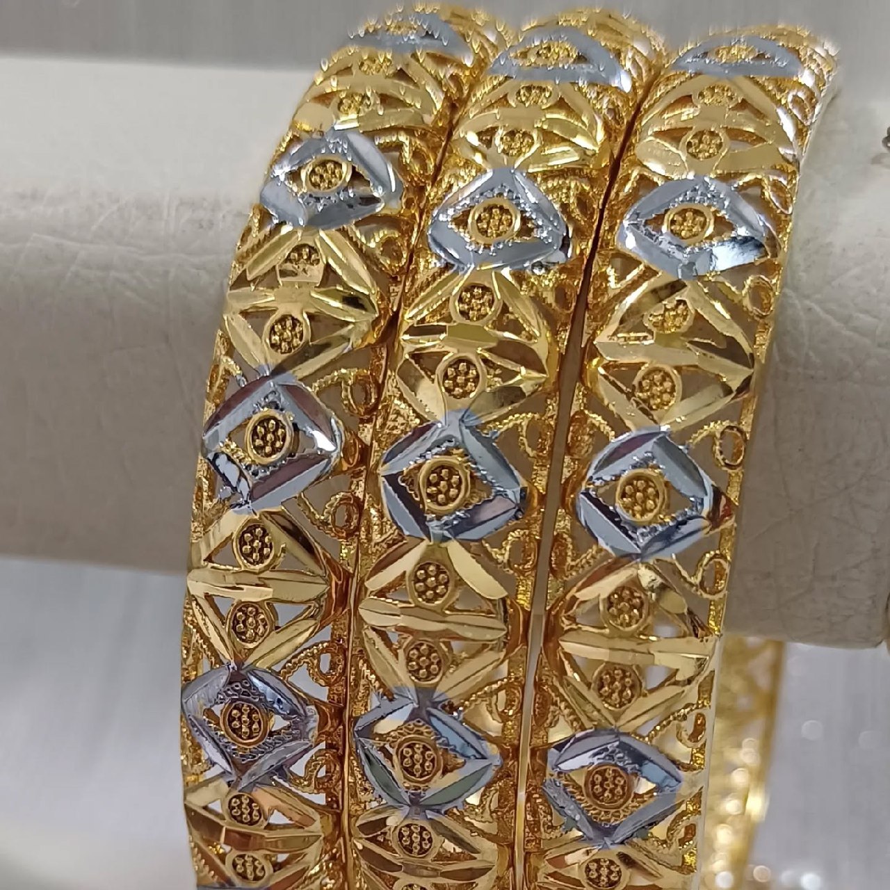 النگو قفلی زنانه