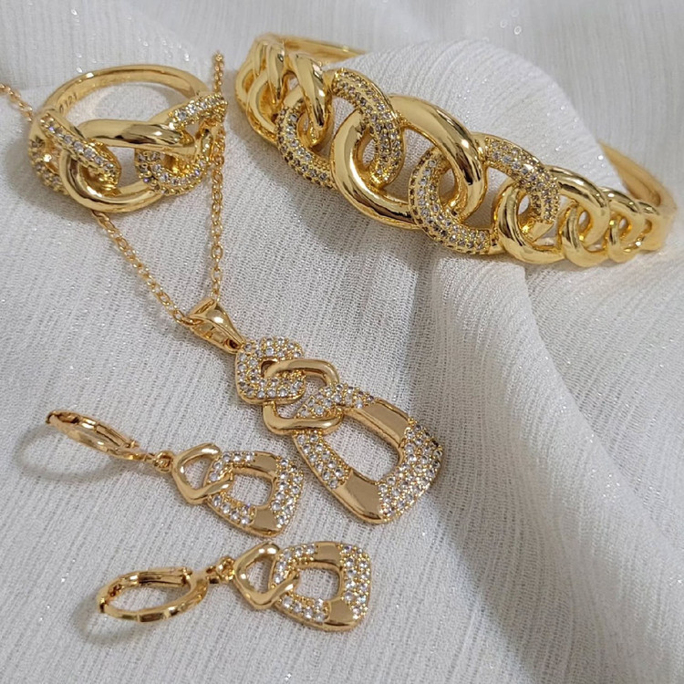 سرویس کامل زنانه