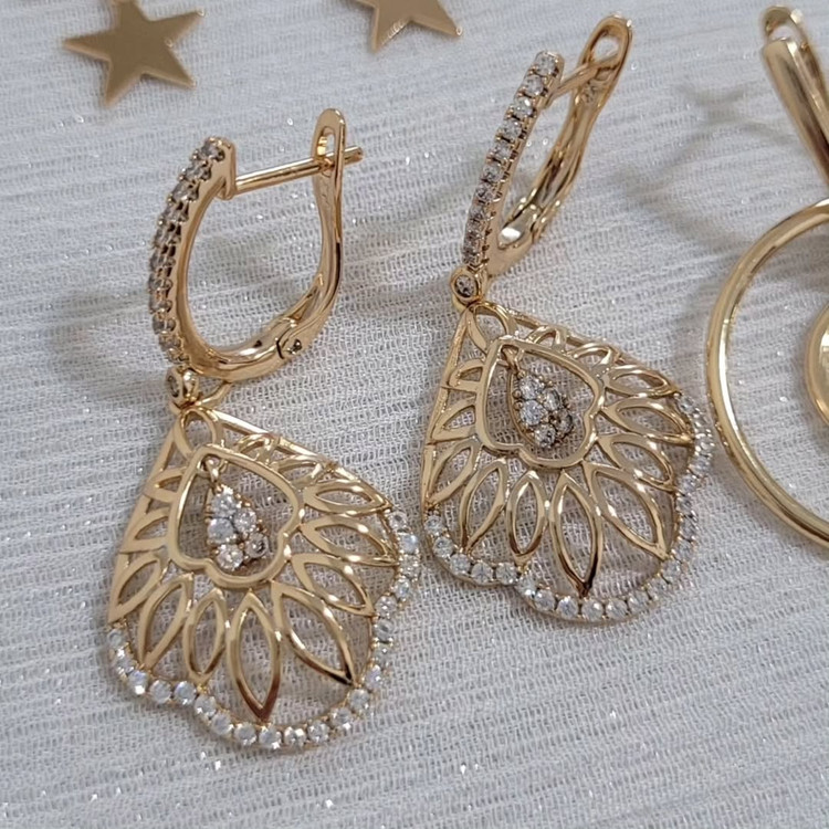 گوشواره زنانه