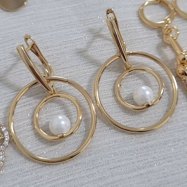 گوشواره زنانه