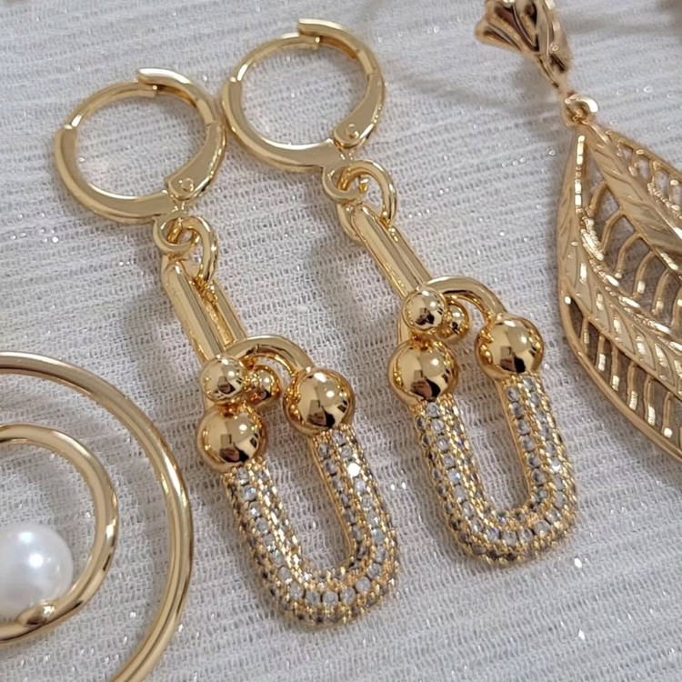 گوشواره زنانه