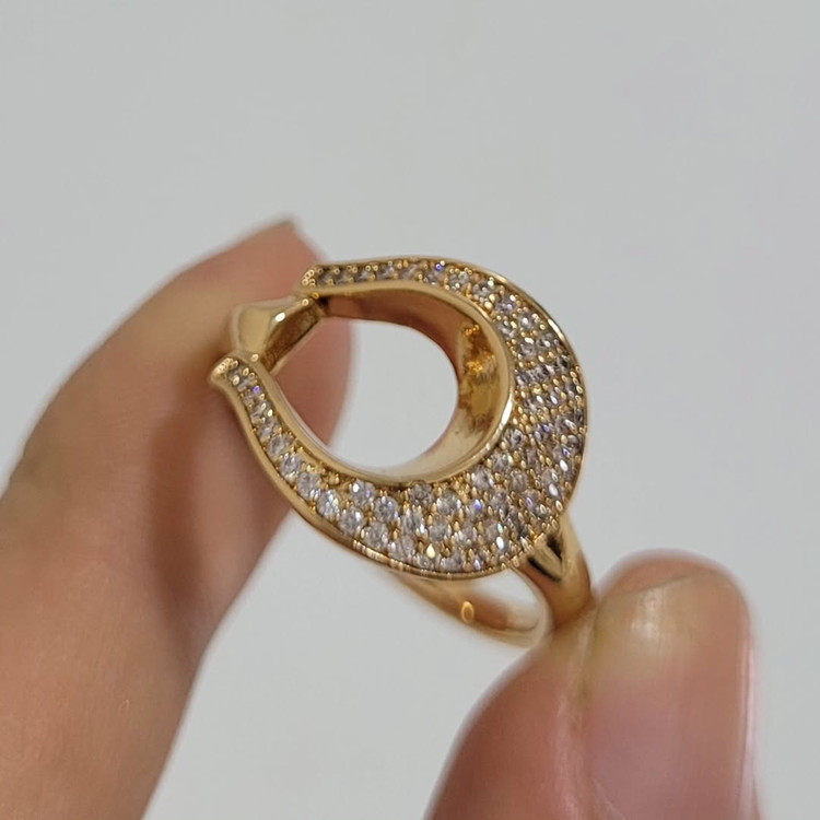 انگشتر نگین دار زنانه ژوپینگ با طراحی خاص حلقهای و نگینکاری درخشان
