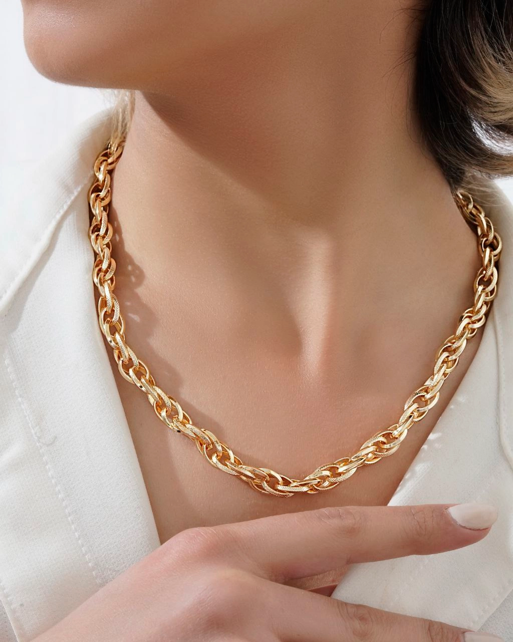 گردنبند طرح طلای زنانه