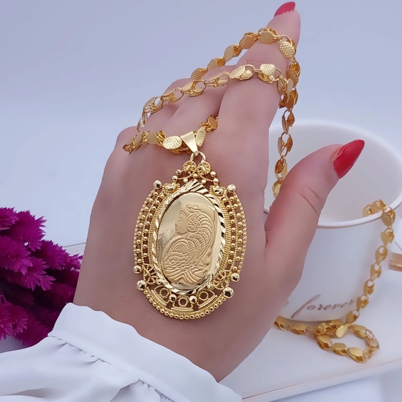 گردنبند بلند زنانه