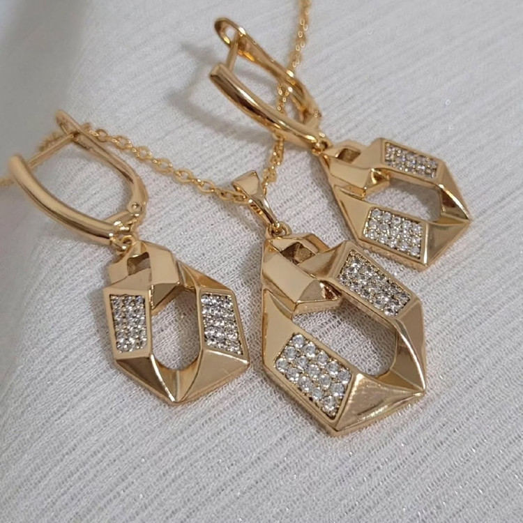 نیمست زنانه