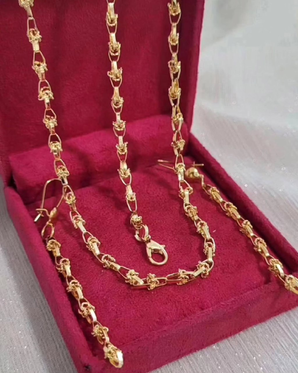 سرویس زنانه