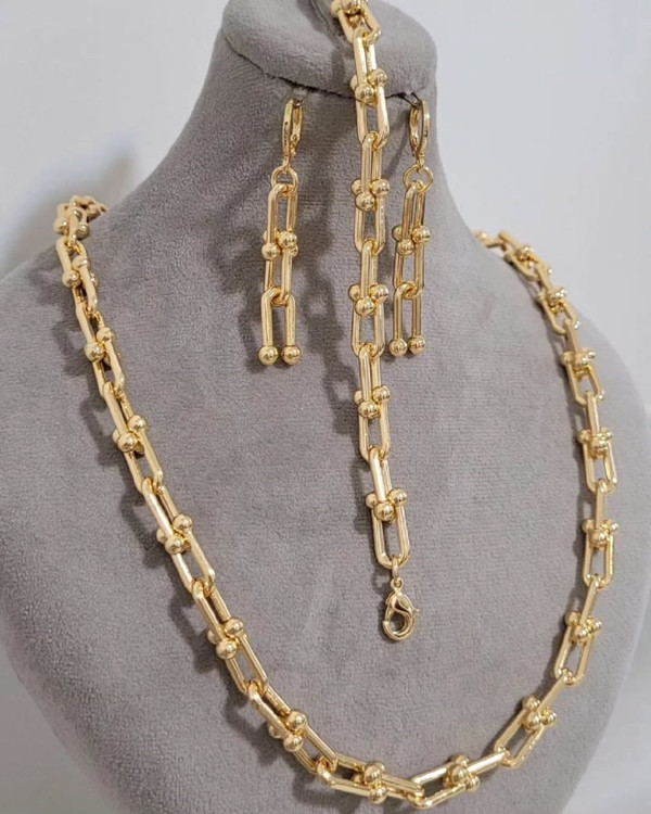 سرویس زنانه طرح طلا شین مدل تیفانی با زنجیر کارتیه گویدار طلایی مناسب مجالس