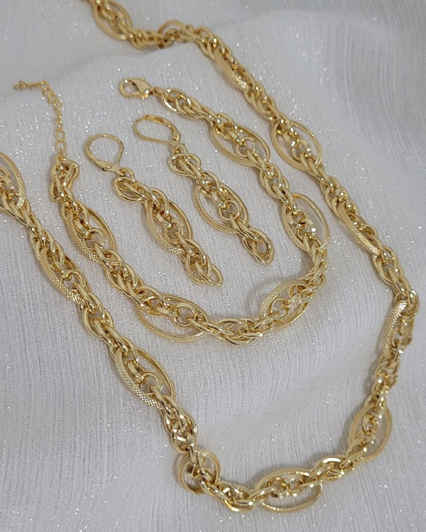 سرویس حلقه ای زنانه