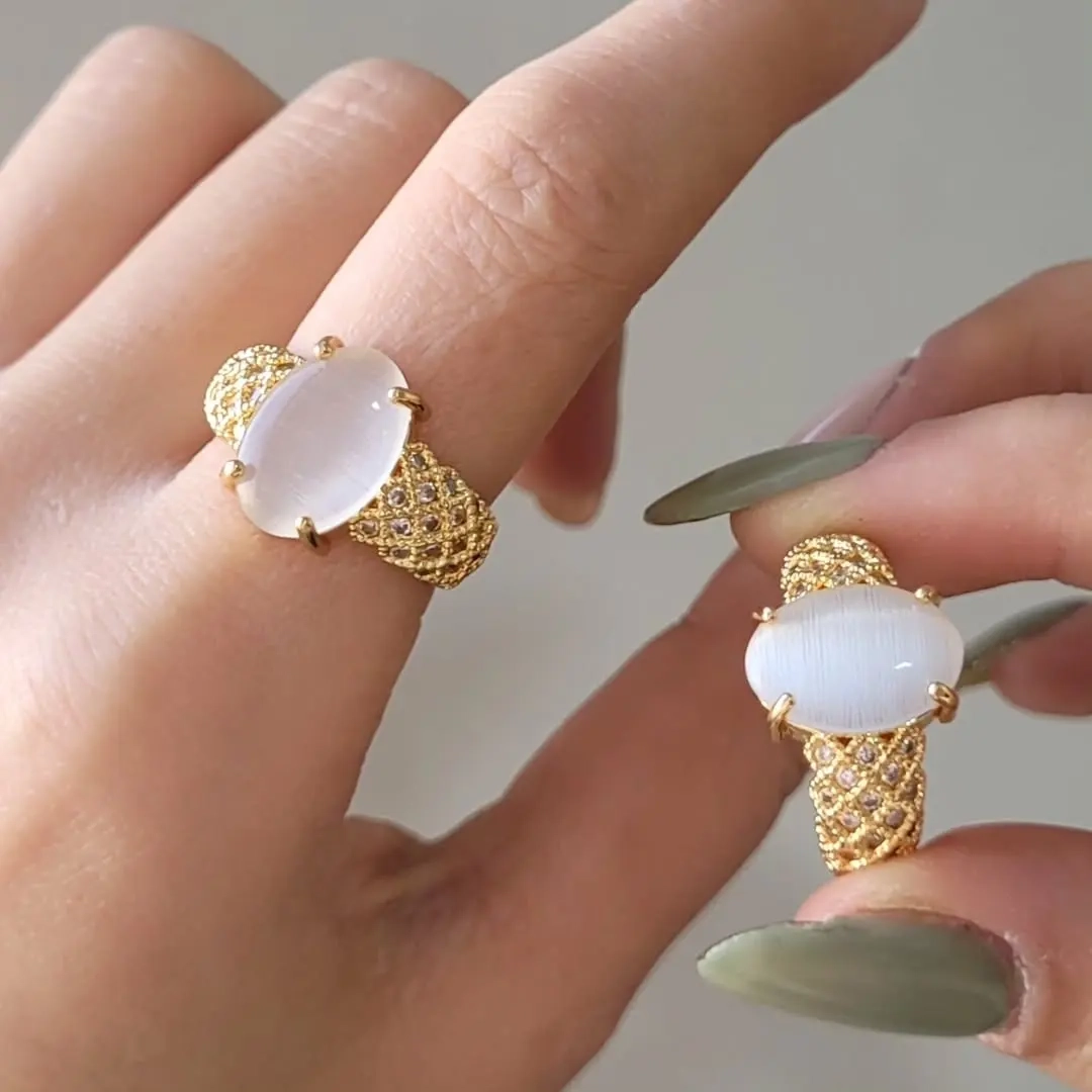 انگشتر سنگ دار زنانه