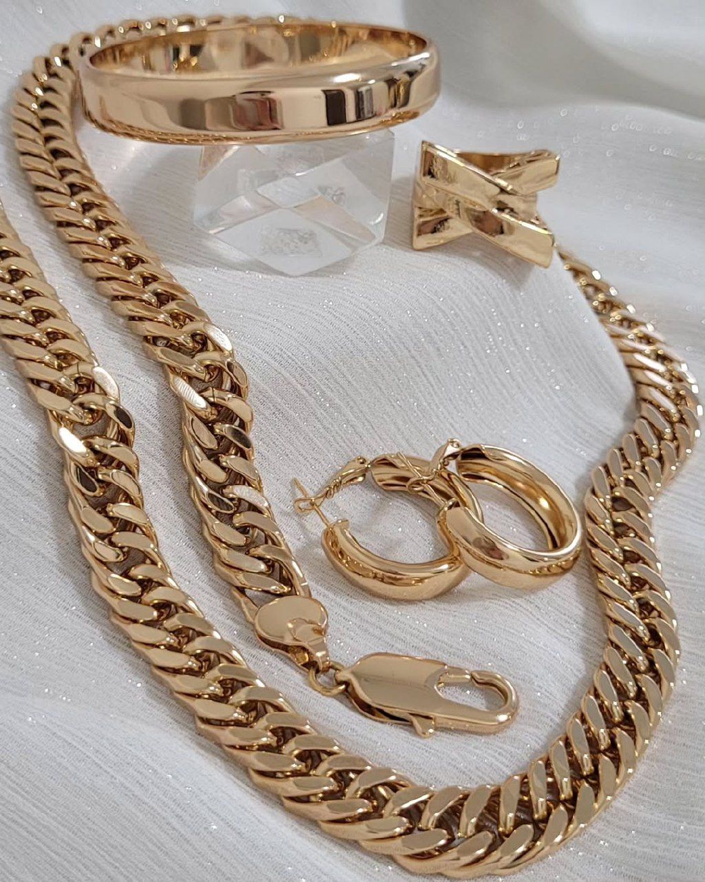 سرویس کارتیه زنانه