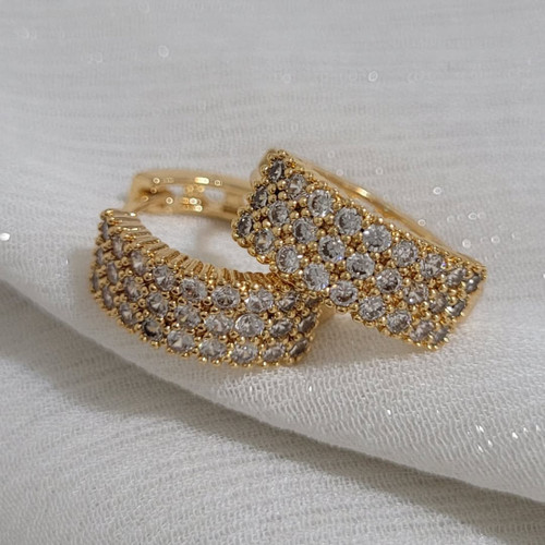 گوشواره نگین دار زنانه