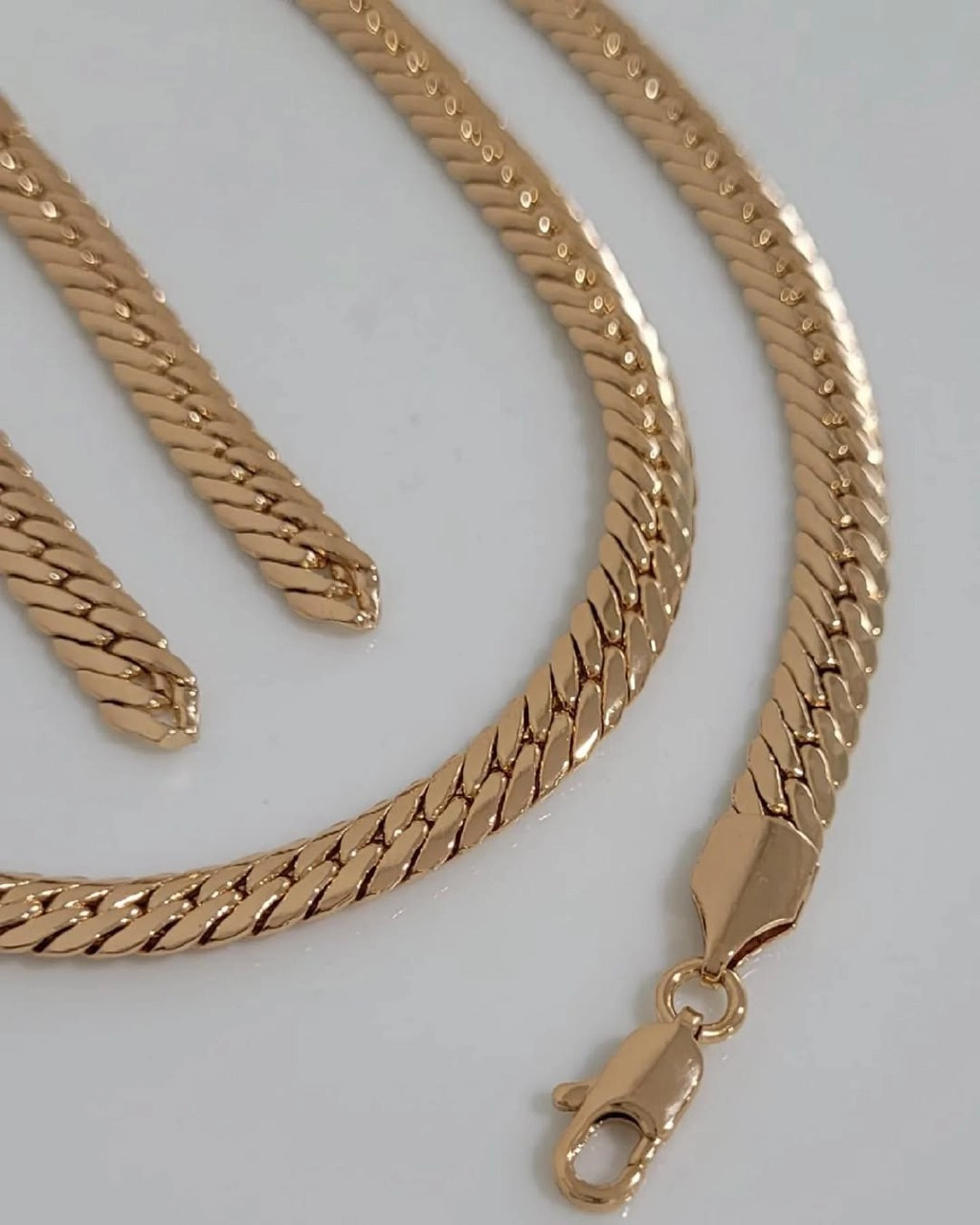 سرویس ماری زنانه