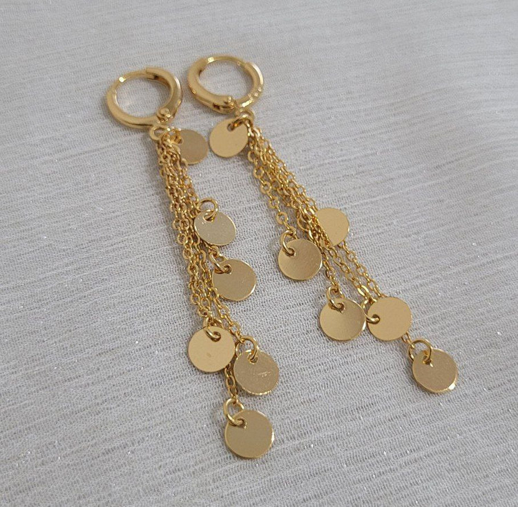 گوشواره آویز زنانه YSX طلایی – آویز چند زنجیر با پلاکهای گرد براق