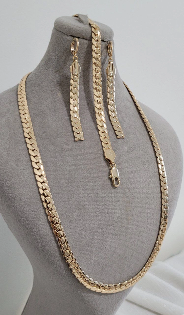 سرویس زنانه