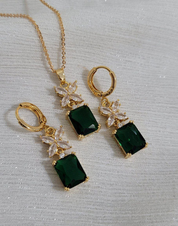 نیمست زنانه