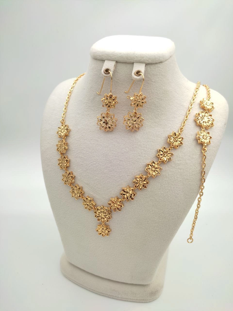 سرویس زنانه