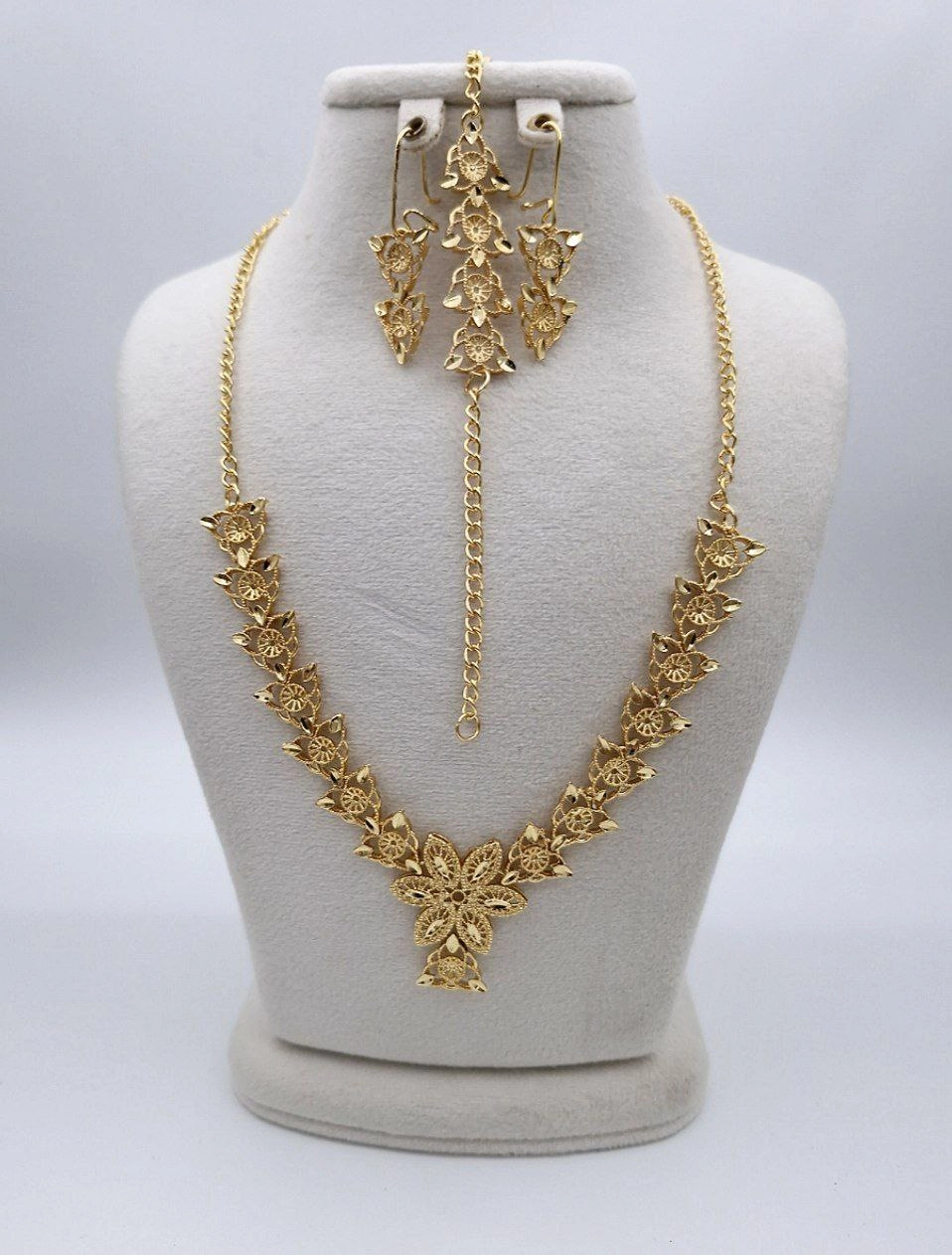 سرویس زنانه