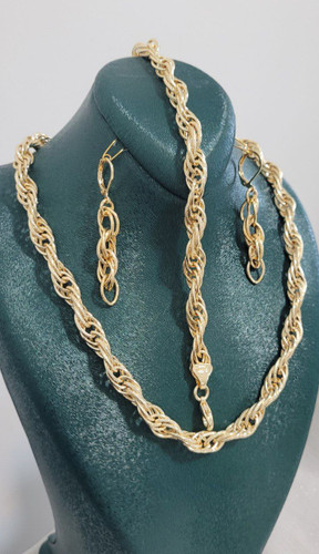 سرویس زنانه