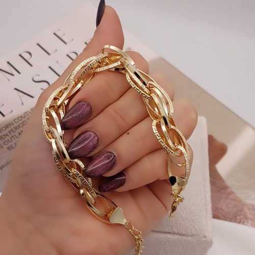 دستبند حلقه ای زنانه