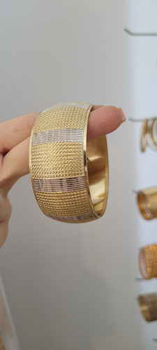 تکپوش پهن زنانه