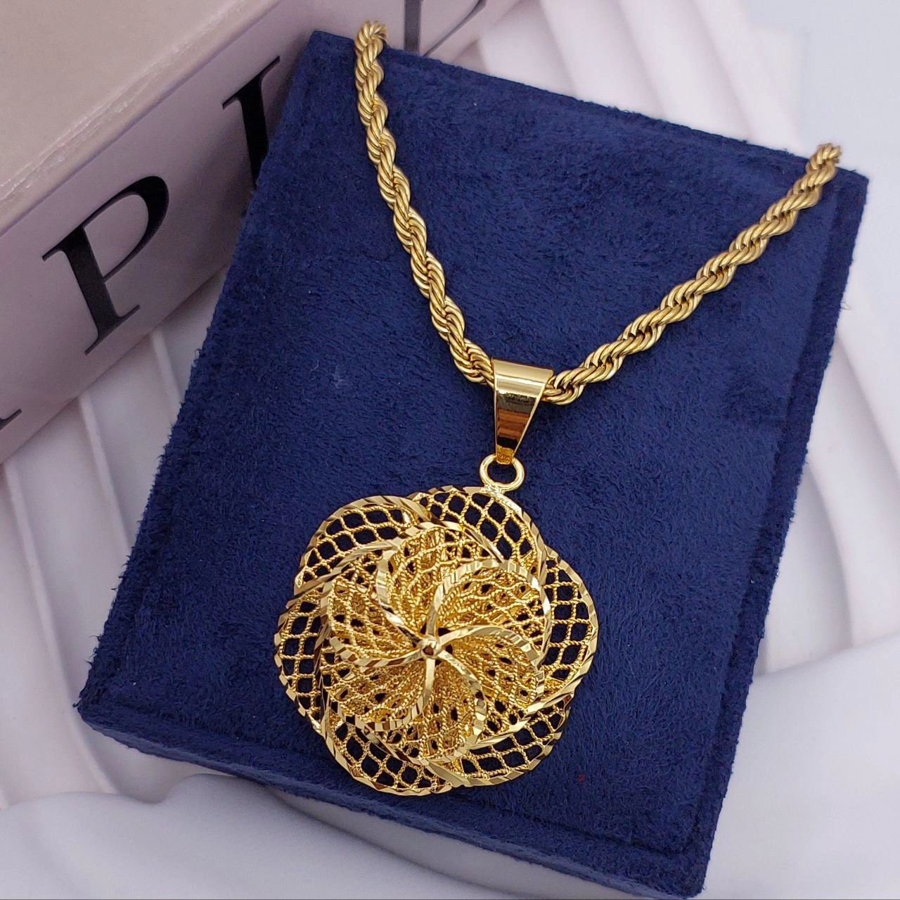 گردنبند زنانه