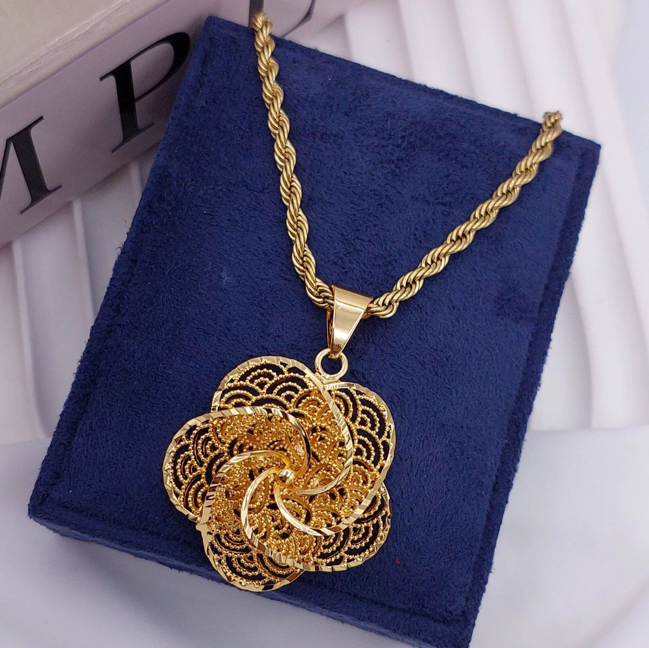 گردنبند زنانه