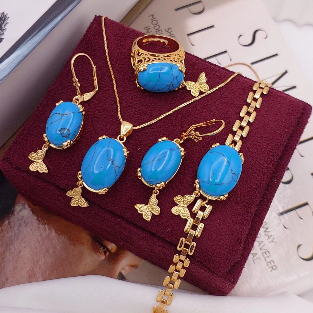 سرویس زنانه