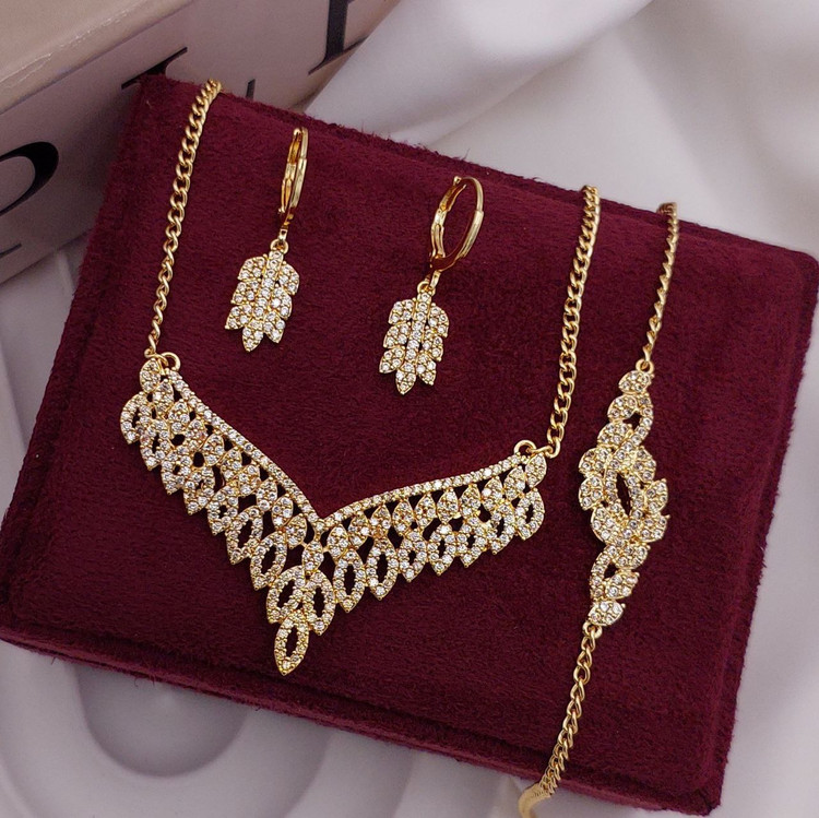 سرویس زنانه