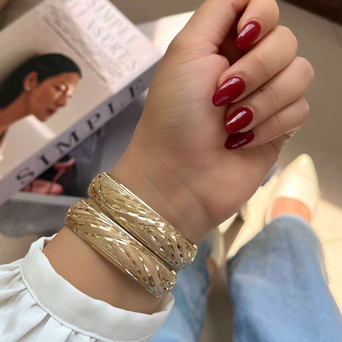 نیم تکپوش زنانه